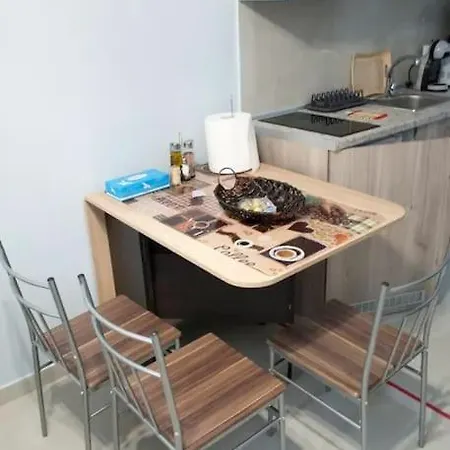 Kostas Cozy Charming 塞萨洛尼基